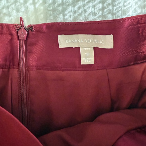 Banana Republic Red/Burgundy Mini Skirt - Picture 2 of 7